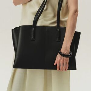 Freja New York Paloma Tote Black